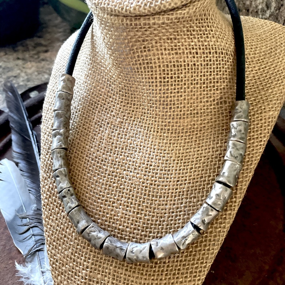 Antiqued Silver Hammered Bead on Thick Leather Rope Bohemian Modern Necklace - Picture 6 of 7